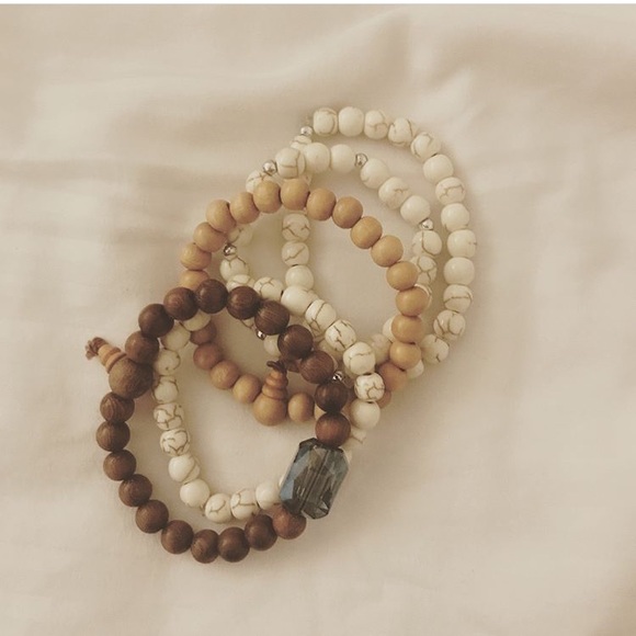 💖 STACKABLE BEADED BRACELETS 💖 - Picture 2 of 2